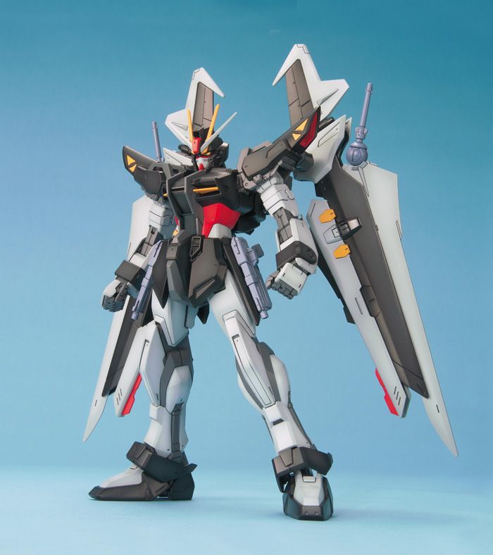 Gundam 1/100 MG Seed CE:73: Stargazer GAT-X105E+AQM/E-X09S Strike Noir Model Kit