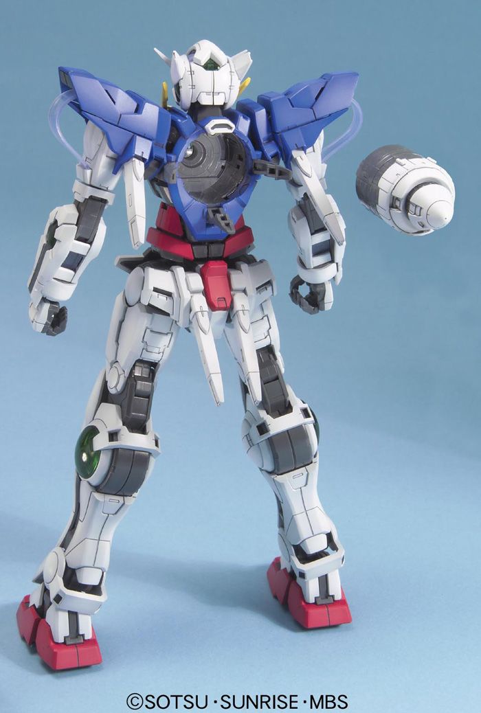 Gundam 1/100 MG Gundam 00 GN-001 Gundam Exia Model Kit