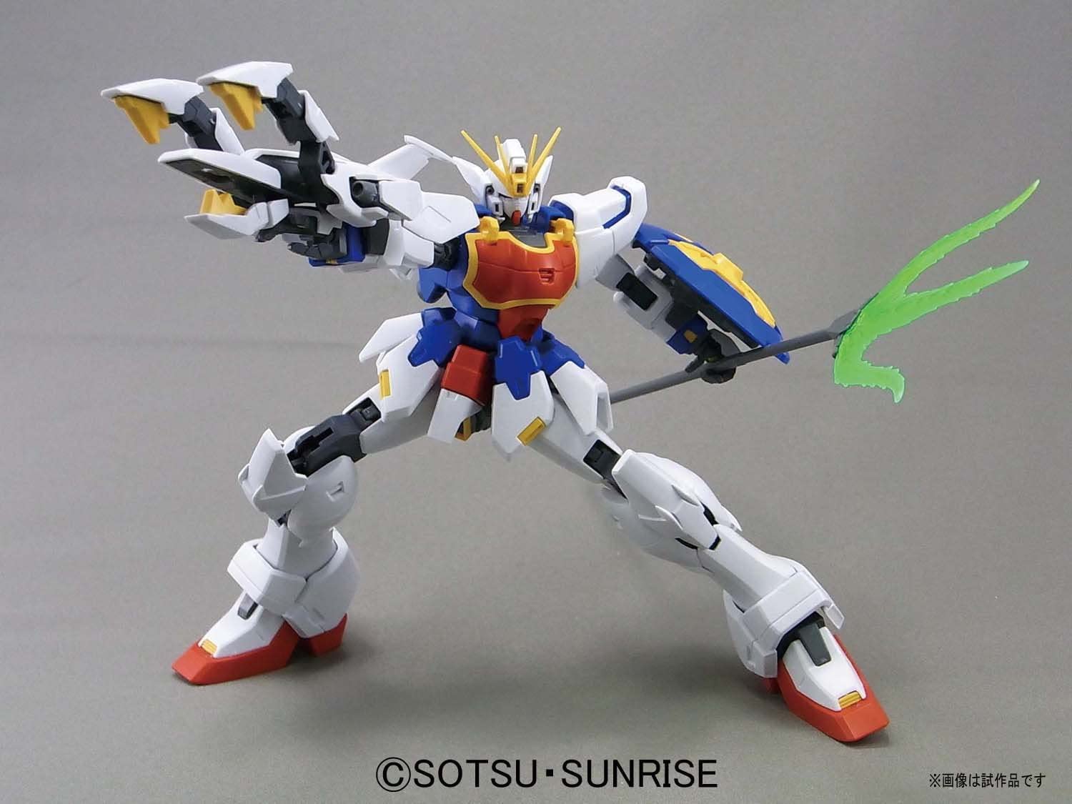 Gundam 1/100 MG Gundam Wing EW XXXG-01S Shenlong Gundam EW (Nataku) Model Kit