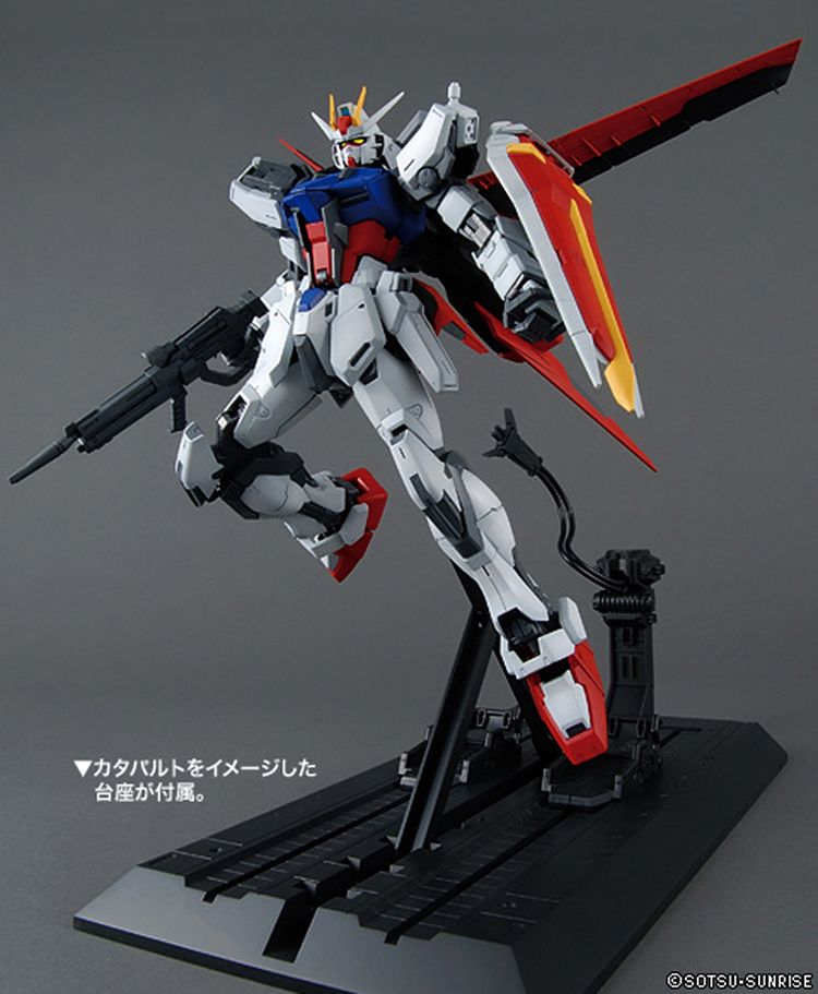 Gundam 1/100 MG Seed GAT-X105+AQM/E-X01 Aile Strike Gundam Ver. RM Model Kit