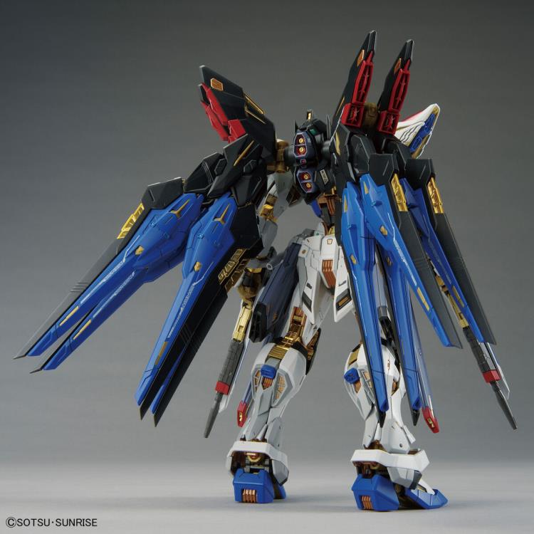 Gundam 1/100 MGEX Seed Destiny ZGMF-X20A Strike Freedom Gundam Model Kit